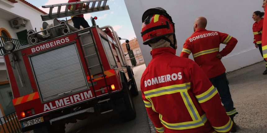 Despiste com carrinha de empresa de Fazendas de Almeirim provoca sete feridos