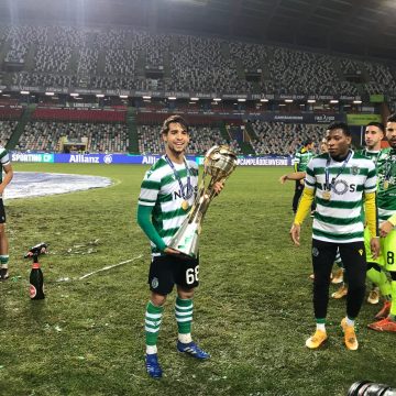 Jogador almeirinense vence Taça da Liga