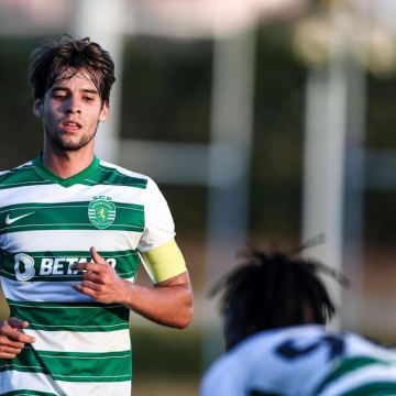 Sporting de Daniel Bragança conquista Taça da Liga