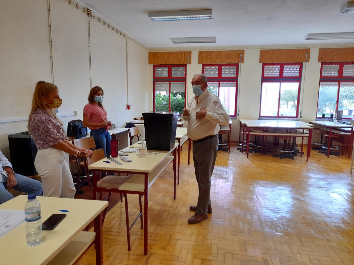 Eleições Autárquicas: Manuel Bastos Martins vota