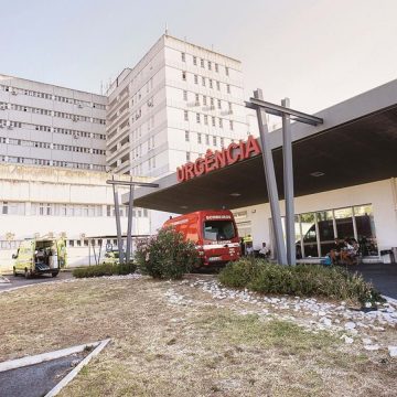 Deputados do PSD por Santarém questionam Governo sobre a falta de médicos no Hospital distrital