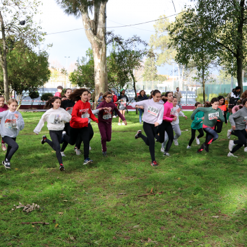 Corta-mato escolar reúne mais de 250 atletas no Parque da Zona Norte