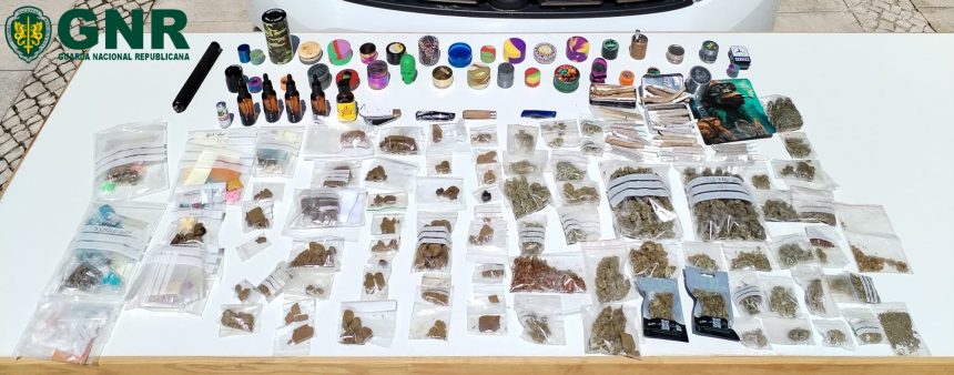 Três detidos e centenas de doses de droga apreendidas em festival de música em Almeirim